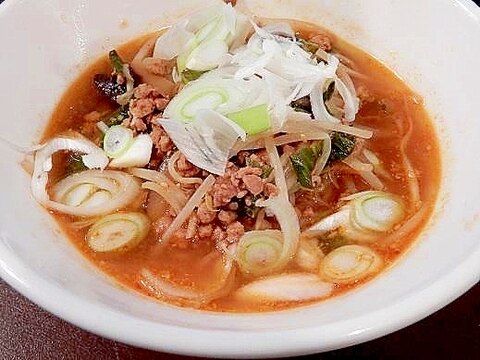 大豆のお肉ミンチ入りプラントベースあっさりラーメン